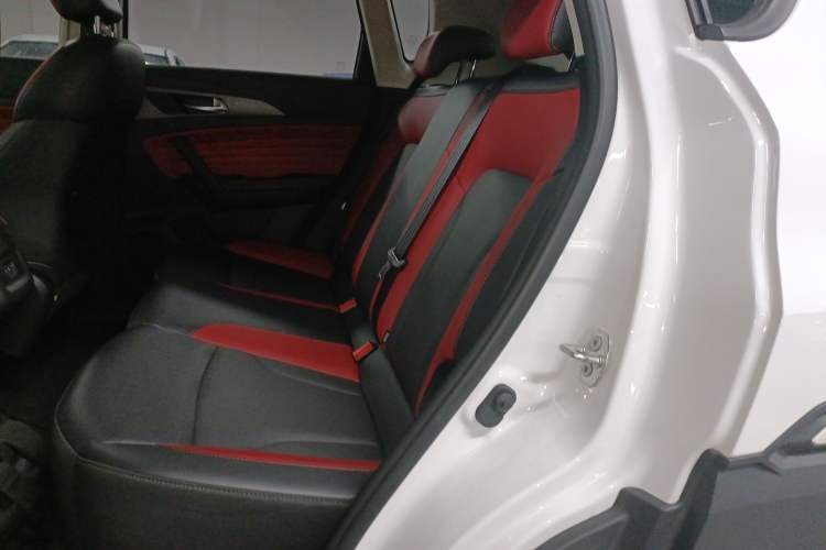 Used Changan CS35PLUS 2022 1.6L Manual Luxury Edition
