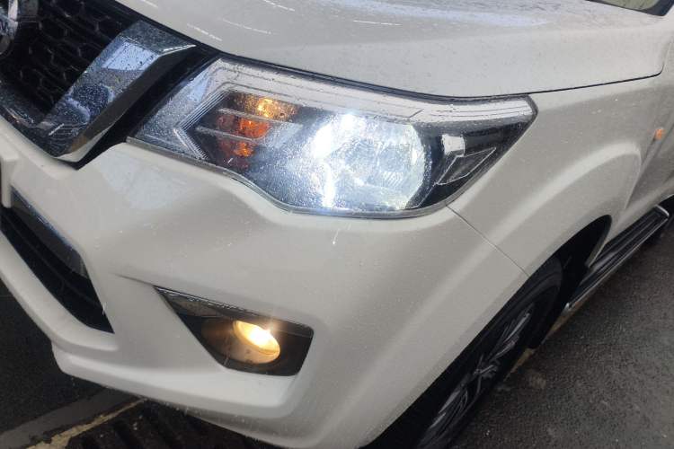 Used Nissan Terra 2018 2.5L Automatic 2WD Luxury Edition