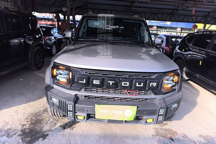 Used JETOUR Traveler 2023 2.0T All-Wheel-Drive CrossPRO
