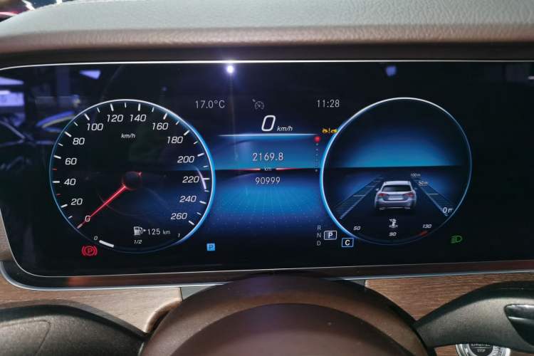 Used Mercedes-Benz E-Class 2023 Facelift E 260 L