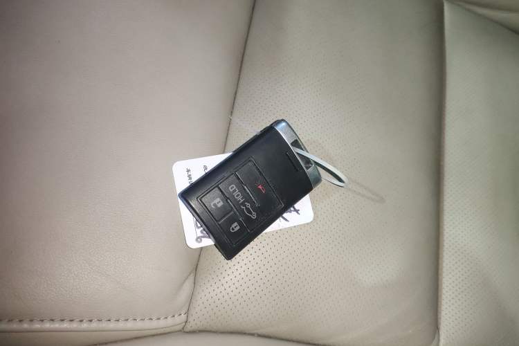 Used Cadillac XTS 2014 28T Comfort Version