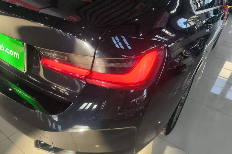 Used BMW i3 2022 eDrive 35 L
