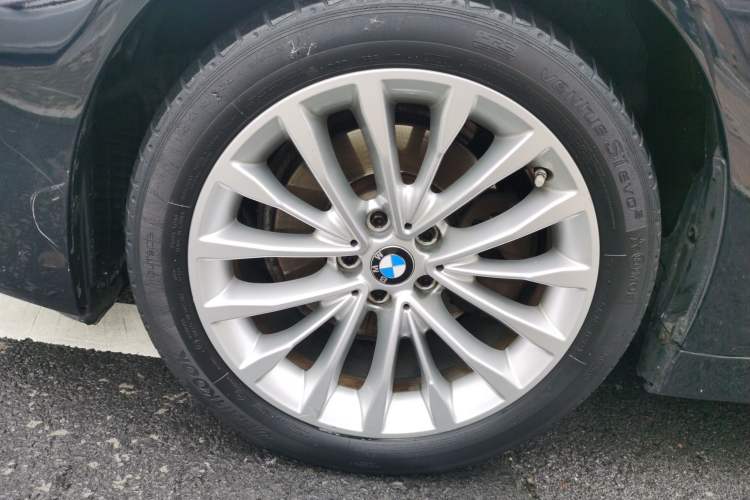 Used BMW 5 Series 2021 525Li Luxury Package