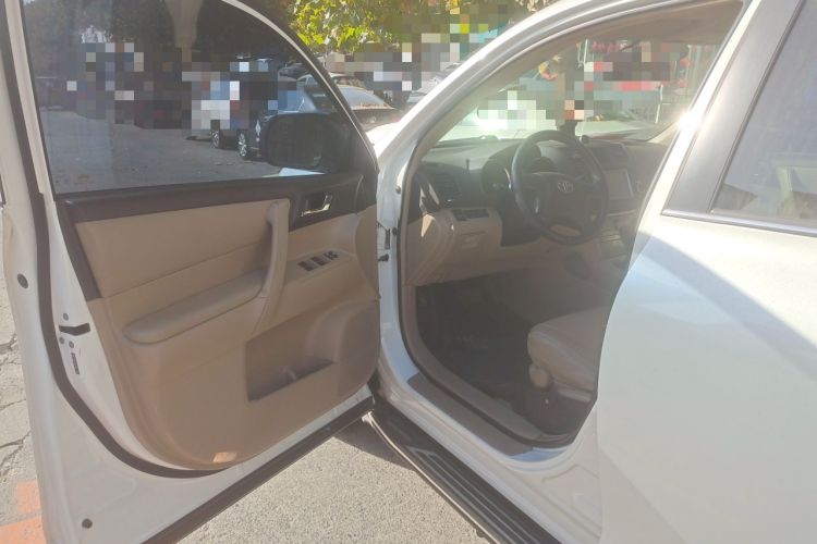 Used Toyota Highlander 2012 2.7L 2WD 5-Seater Elite Edition
