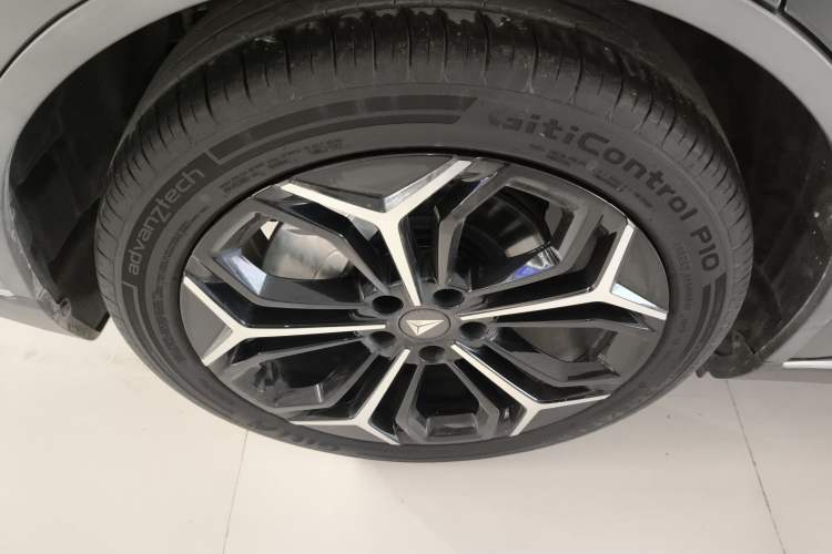 Used  SL03 2023 200Max Range-Extended Version