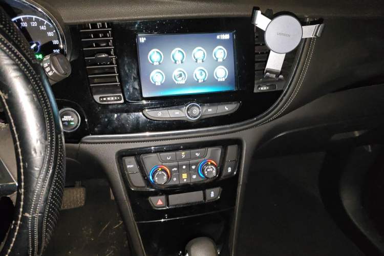 Used Buick Encore 2016 18T Automatic Two-Wheel Drive Urban Elite Model
