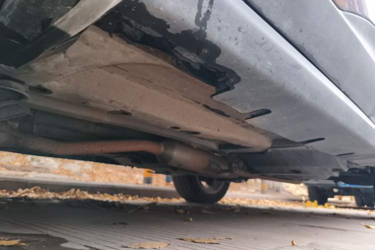 Used Land X7 2015 2.0T Panoramic Prestige Edition
