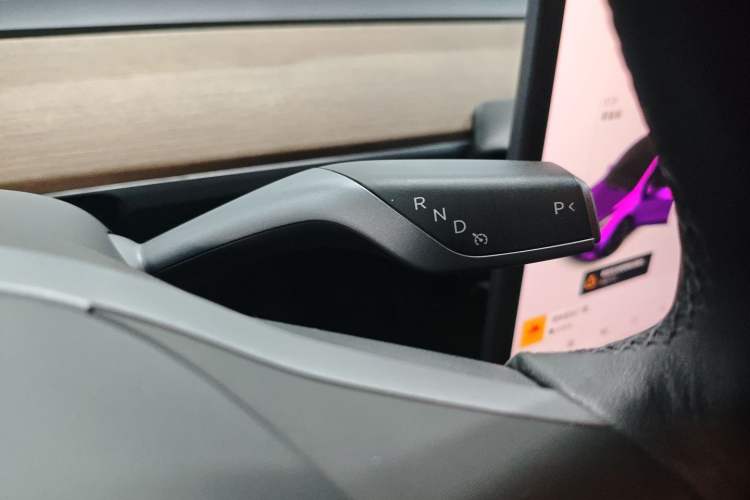 Used Tesla Model Y 2021 Long-Range All-Wheel-Drive Version 3D7
