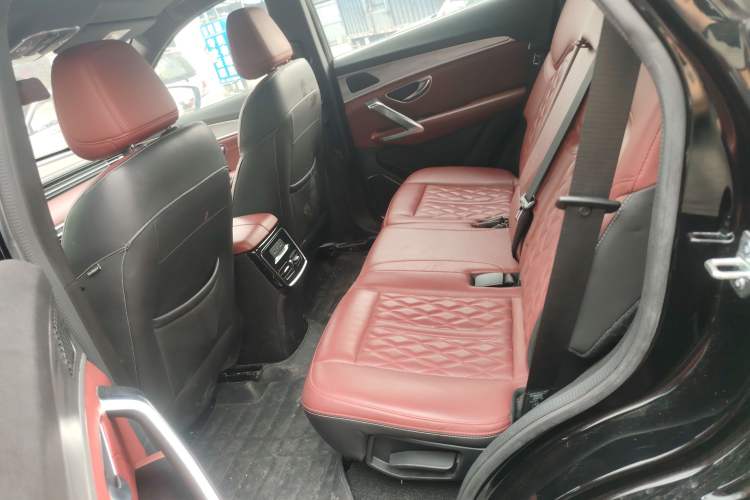 Used JETOUR X70 PLUS 2023 1.5T DCT Brave PLUS 7-Seater