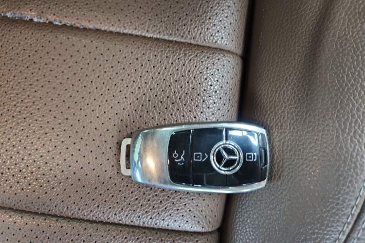 Used Mercedes-Benz E-Class 2021 E 300 L Sporty and Stylish Model