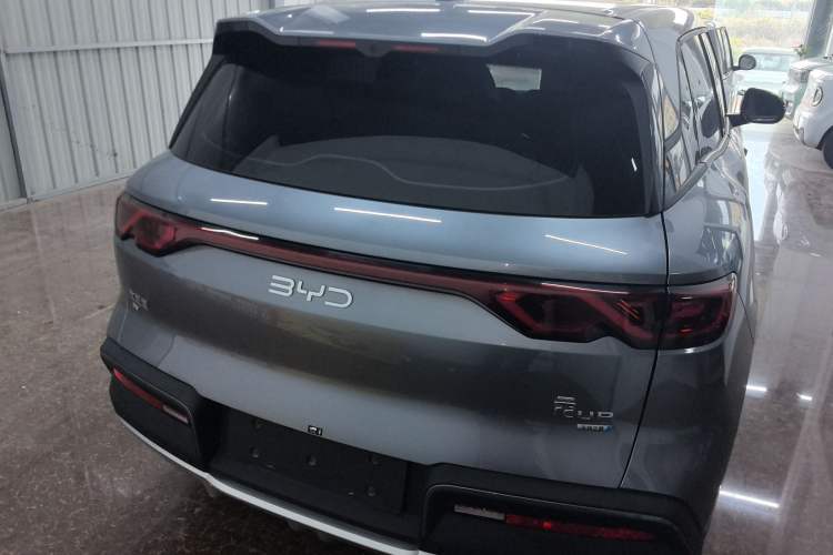 Used BYD Yuan UP 2025 Intelligent Driving Version 401 KM Dynamic Edition
