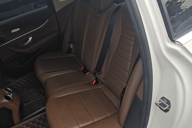 Used Mercedes-Benz E-Class 2020 E 300 L Sporty and Stylish Model
