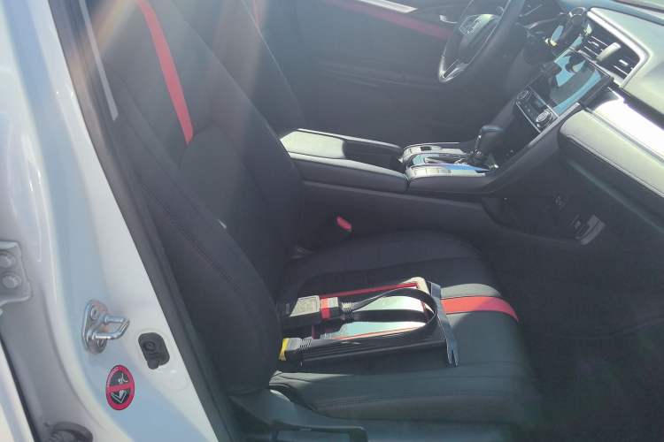 Used Honda Civic 2016 220TURBO CVT Luxury Edition
