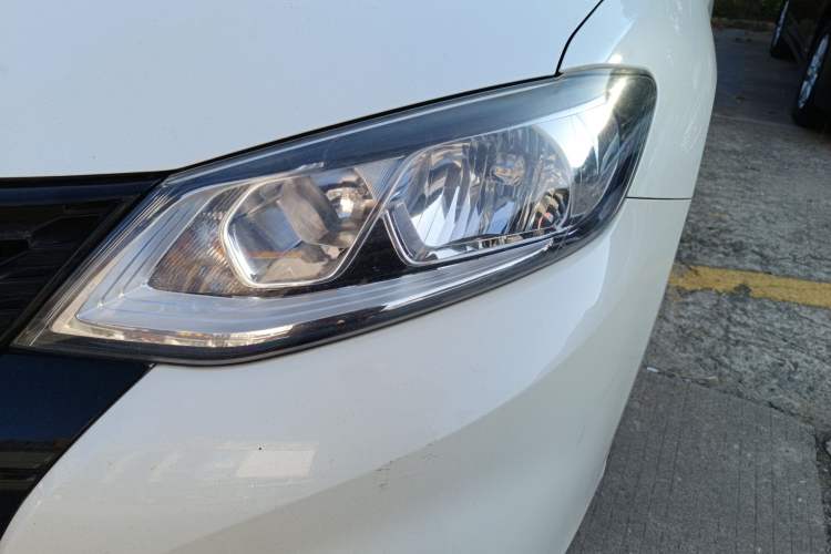 Used Nissan Tiida 2016 1.6L CVT Smart Drive Edition
