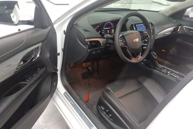 Used Cadillac ATS-L 2017 28T Fashion Edition
