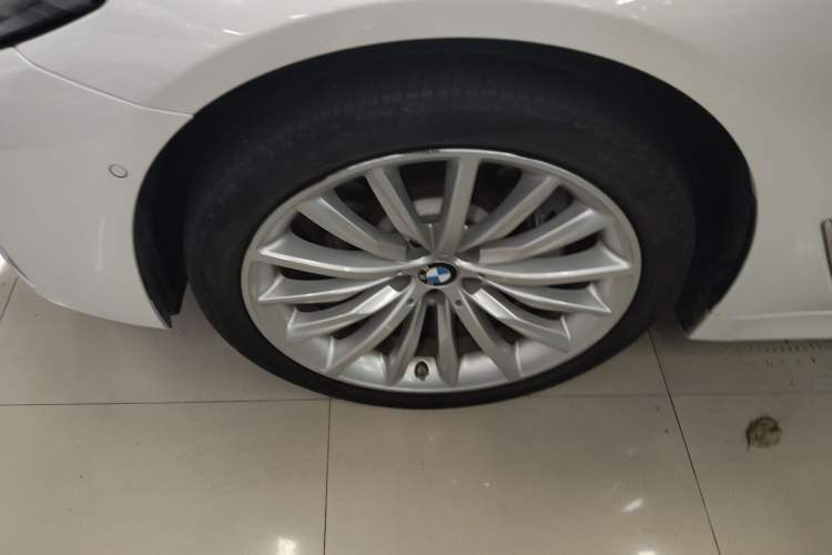 Used BMW 5 Series 2022 Second Facelift 530Li Luxury Edition Premium Package