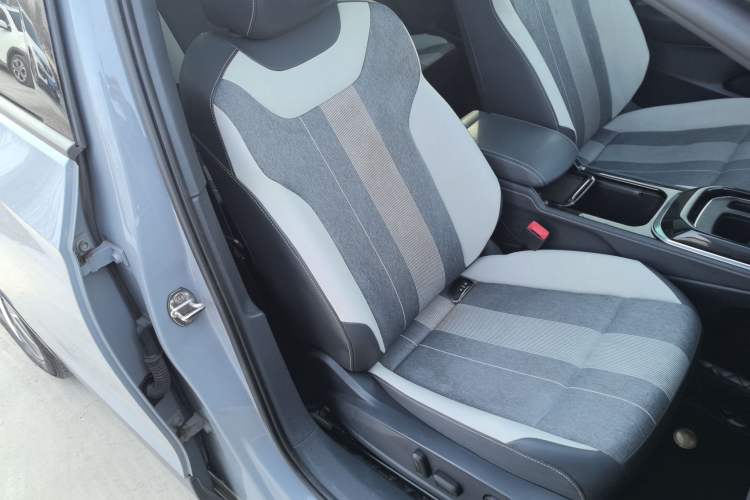 Used Volkswagen ID.4 CROZZ 2022 Long-Range PURE+ Edition