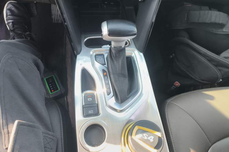 Used GAC Trumpchi GS4 2017 235T G-DCT Two-Wheel Drive Elite Edition
