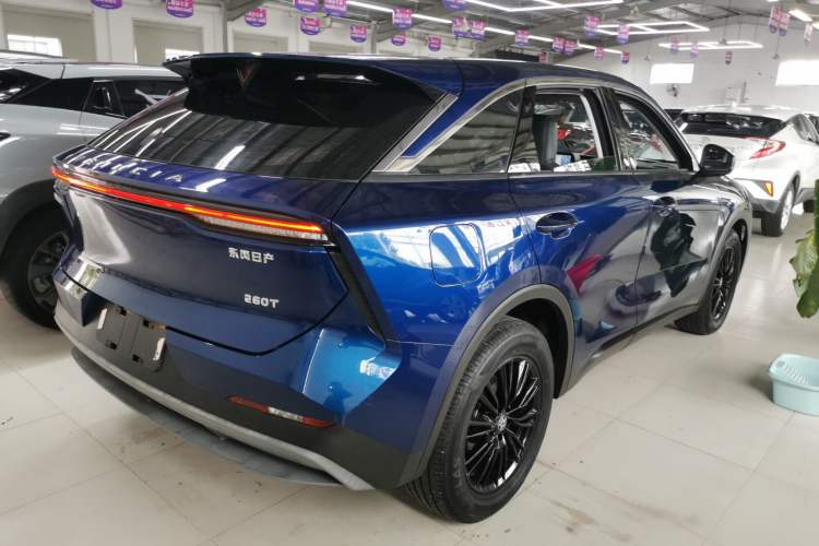 Used Venucia V 2023 260T Idol Edition Pro
