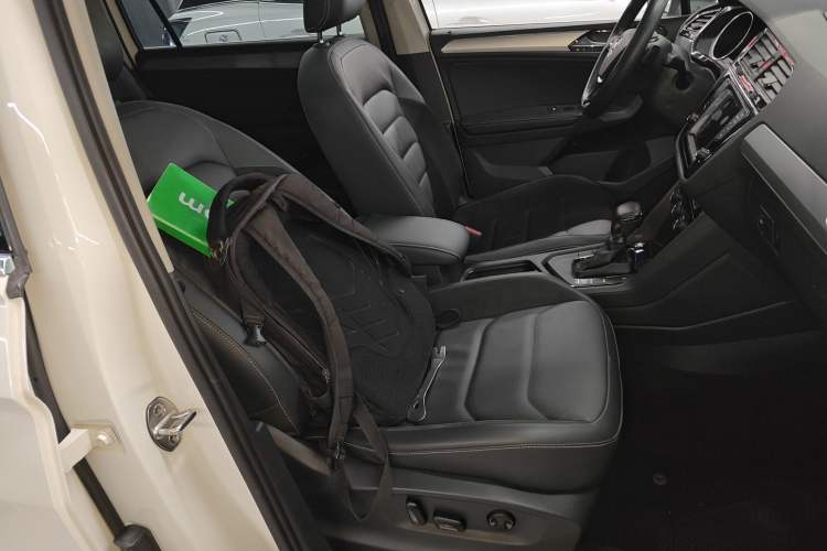 Used Volkswagen Tiguan L 2017 330TSI Automatic Two-Wheel Drive Luxury Edition