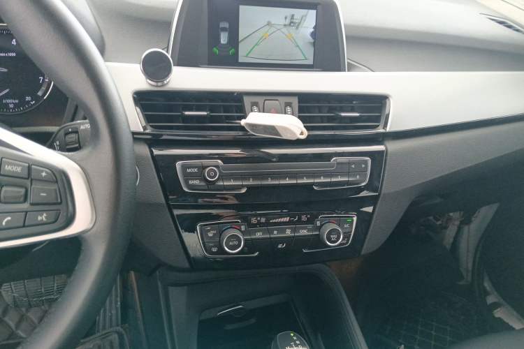 Used BMW X1 2019 sDrive20Li Leading Model
