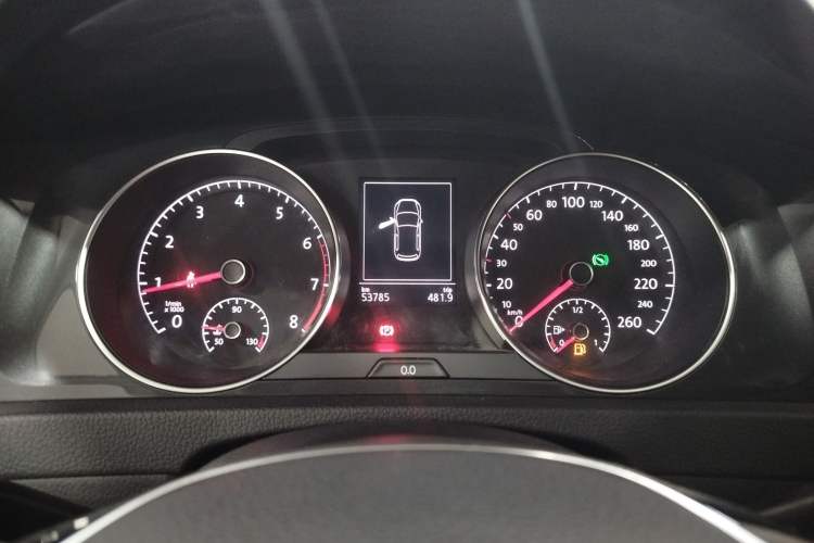 Used Volkswagen Golf 2020 Zhiai Edition 200TSI DSG Comfortable & Ambitious Version
