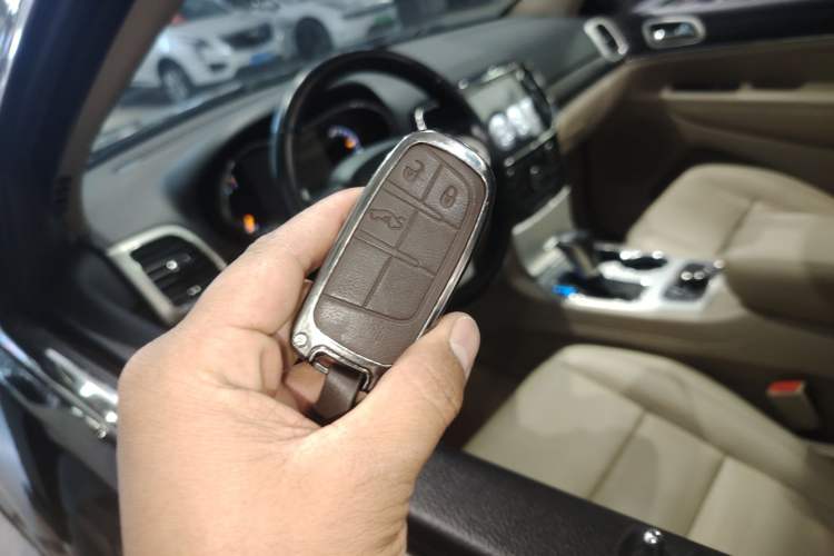 Used  Grand Cherokee 2020 3.0L Elite Navigation Edition
