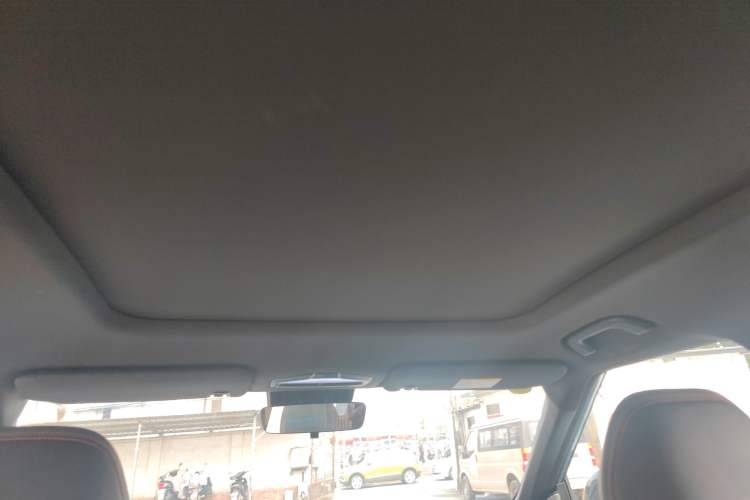 Used Geely Auto Emgrand X7 Sport 2024 1.5TD Prestige Edition
