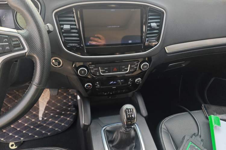 Used Geely Auto Vision X6 2016 1.8L Manual Luxury Model