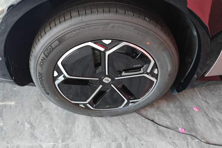 Used  YU7 2025 Ultra-Long Range Rear-Wheel Drive Version
