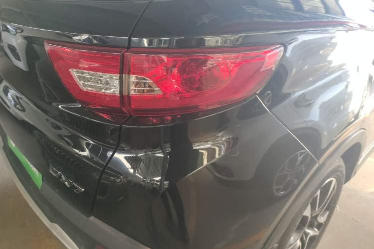 Used Soueast DX7 2015 1.5T Manual Elite Model
