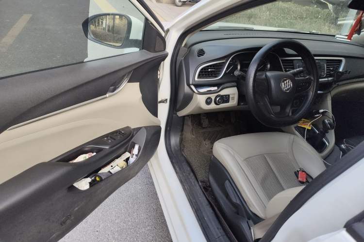 Used Buick GT 2017 15N Manual Elite Version