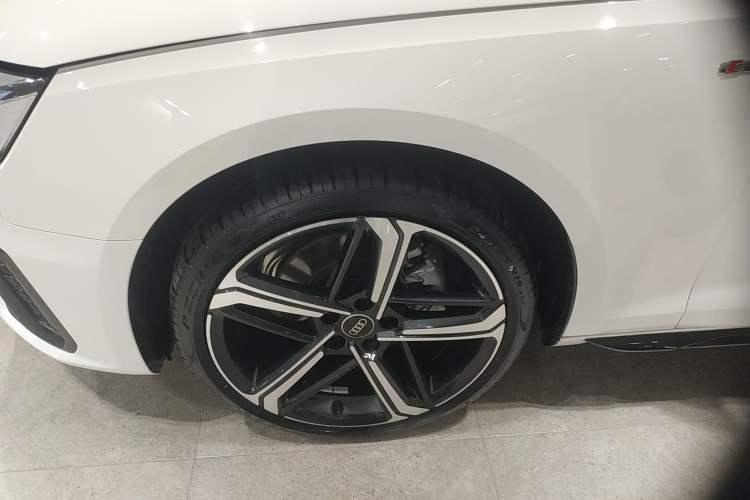 Used Audi A4L 2024 40 TFSI Luxury Dynamic Edition