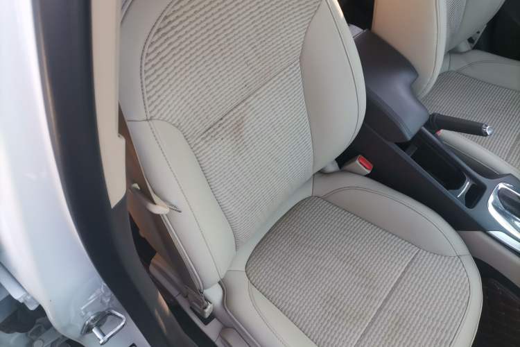 Used Buick Regal 2015 2.0L Leading Fashion Edition
