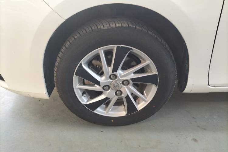 Used Toyota YARiS L 2016 Revised 1.5E CVT Charming Edition