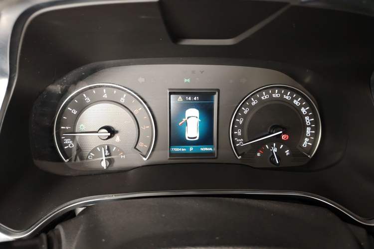 Used Wey VV5 2017 2.0T Ultra-Luxury Version
