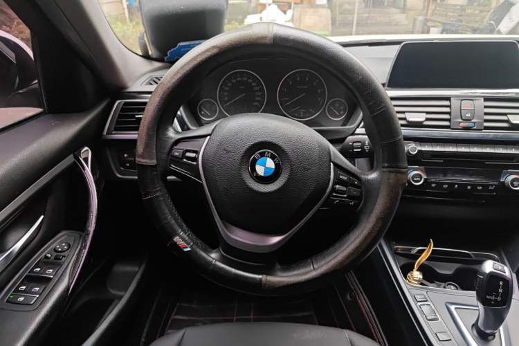 TDK.VehicleDetails.img