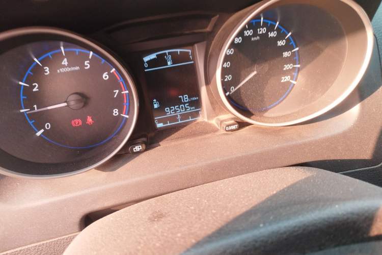 Used FORTHING Joyear X5 2015 1.6L Manual Luxury Model
