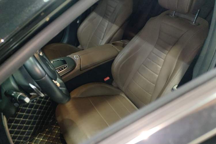 Used Mercedes-Benz E-Class 2019 Restyled E 300 L Sporty and Stylish Edition
