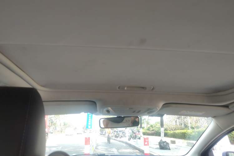 Used Ford Focus 2017 Sedan 1.6L Automatic Fashion Edition Smart Drive Version
