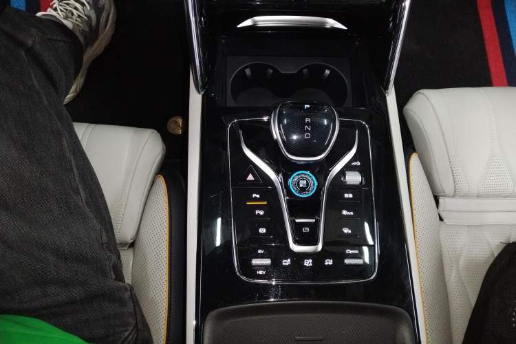 Used BYD Tang New Energy 2022 DM-p 215KM Four-Wheel Drive Flagship Model