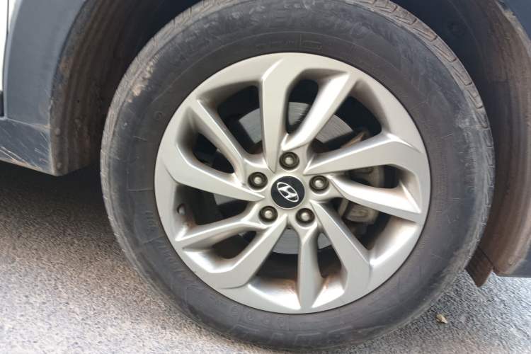 Used Hyundai Tucson 2015 1.6T Dual-Clutch Two-Wheel-Drive Smart Model