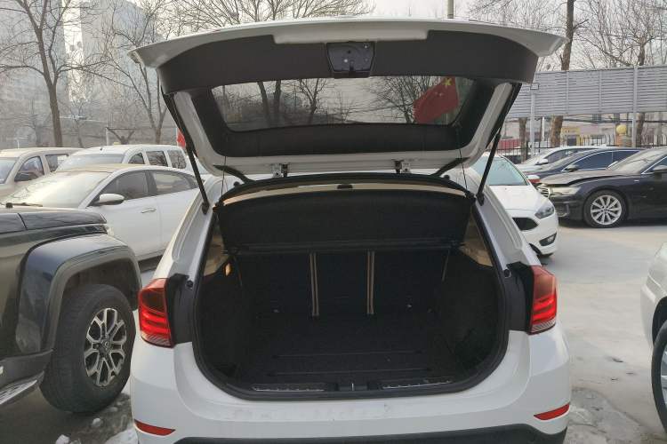 Used BMW X1 2015 sDrive18i Leading Edition