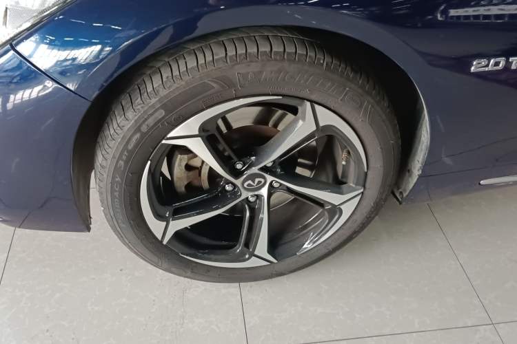 Used Infiniti Q50L 2018 2.0T Enjoyment Version China VI Standard