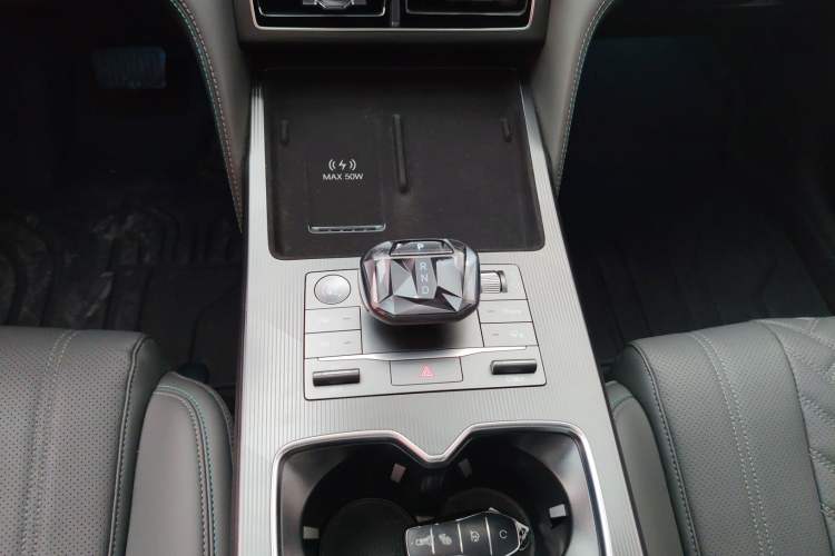 Used BYD Song L DM-i 2025 Intelligent Driving Version 160 km Beyond-Range Type