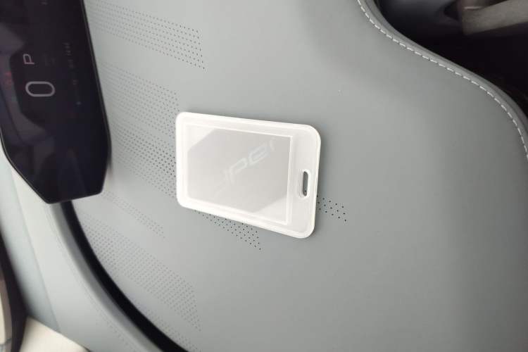 Used  GT 2023 560 Rear-Drive Tech Edition
