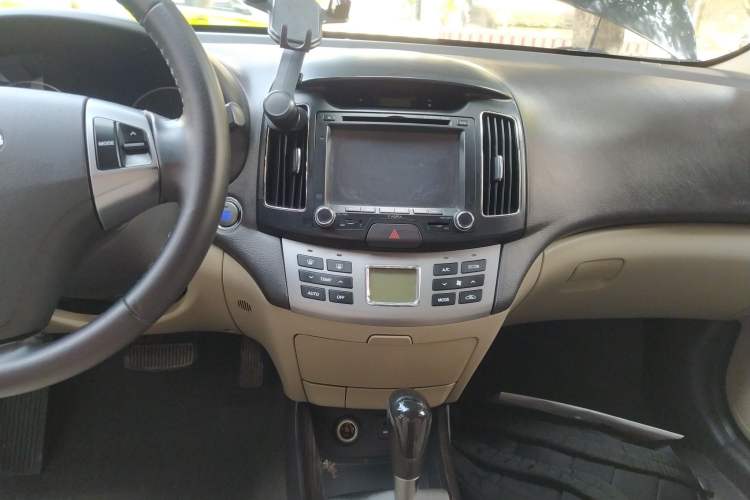 Used Hyundai Celesta 2011 1.6L automatic luxury version