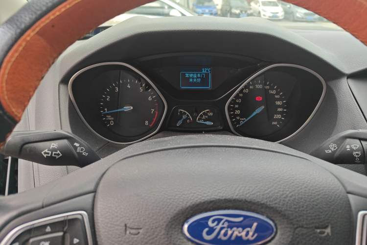 Used Ford Focus 2017 Sedan 1.6L Manual Comfort Plus SmartDrive Edition