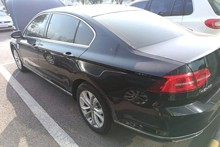 Used Volkswagen Magotan 2018 Facelift 380TSI DSG Luxury Version
