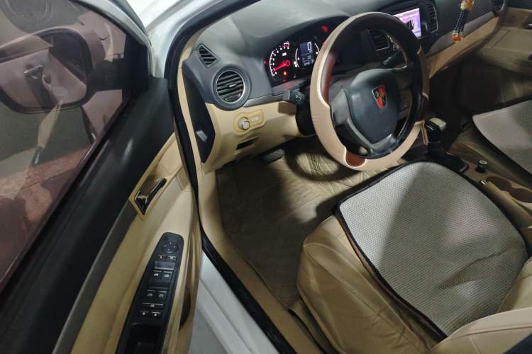 Used Roewe 350 2015 1.5L Automatic Luxury Sunroof Edition
